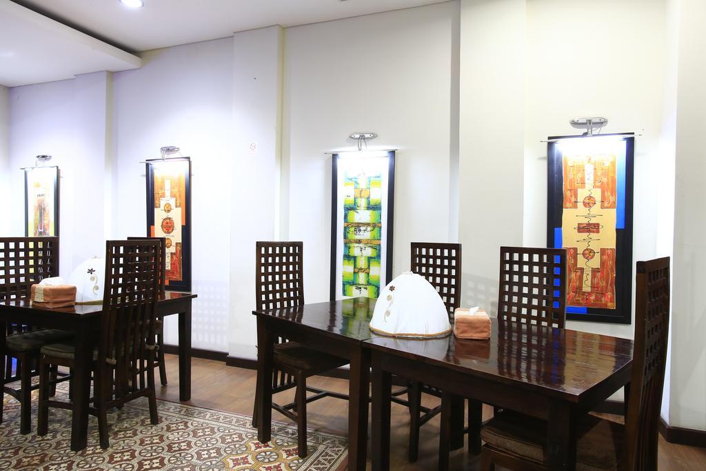 Reddoorz @ Menteng جاكرتا المظهر الخارجي الصورة